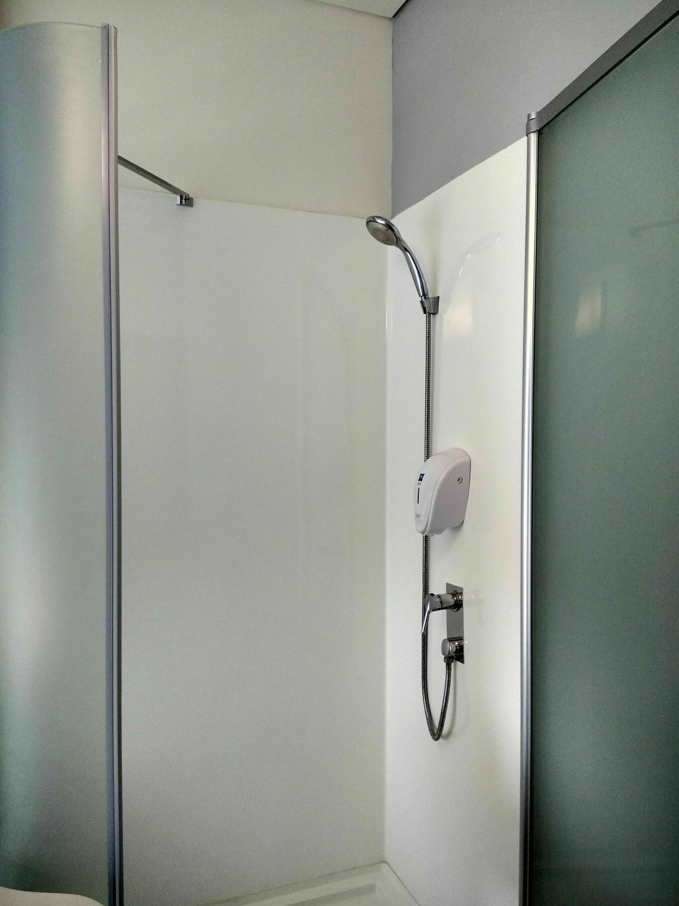 Ibis Budget Cirebon Exterior foto